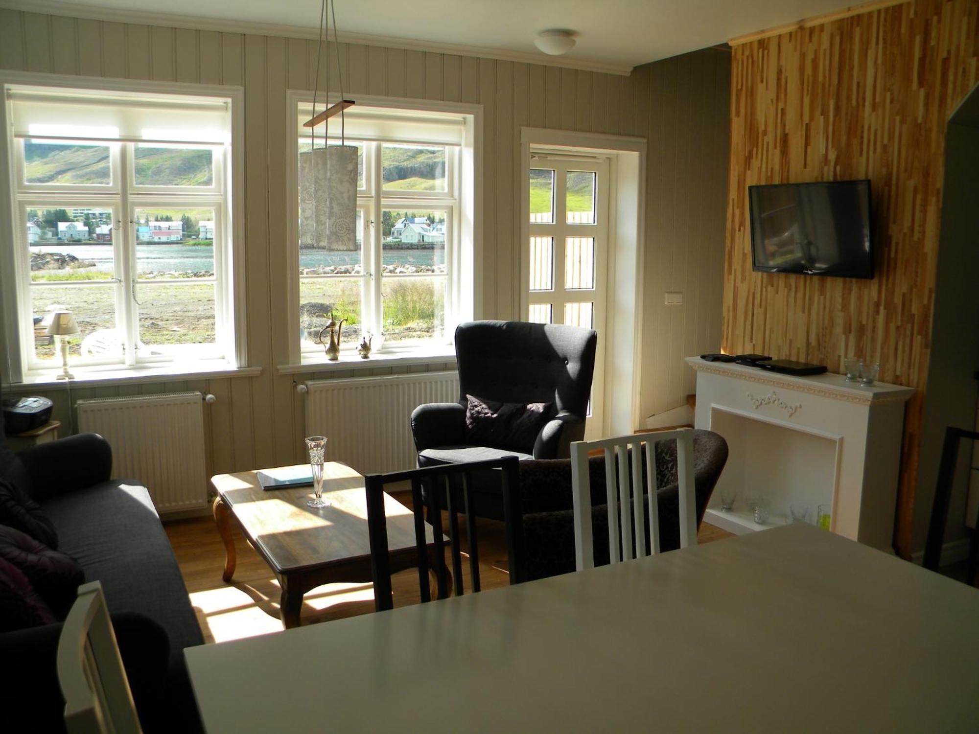Lonsleira Apartments Seythisfjorthur Bilik gambar